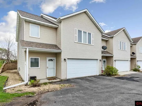2134 Willow Trl, North Mankato, MN 56003