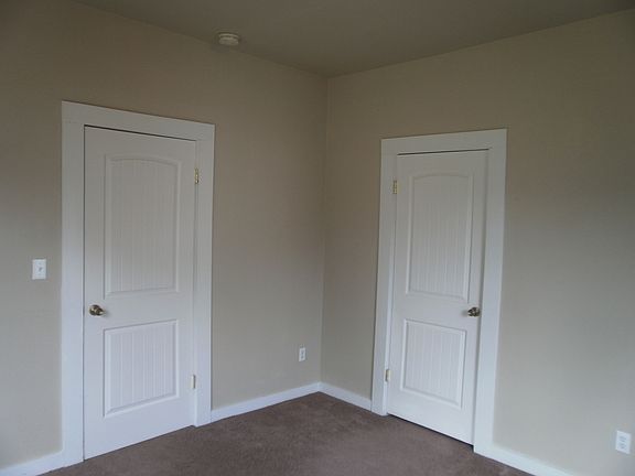 5th image of 1115 S 6th Ave