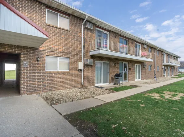 101 16th Ave NW, Independence, IA