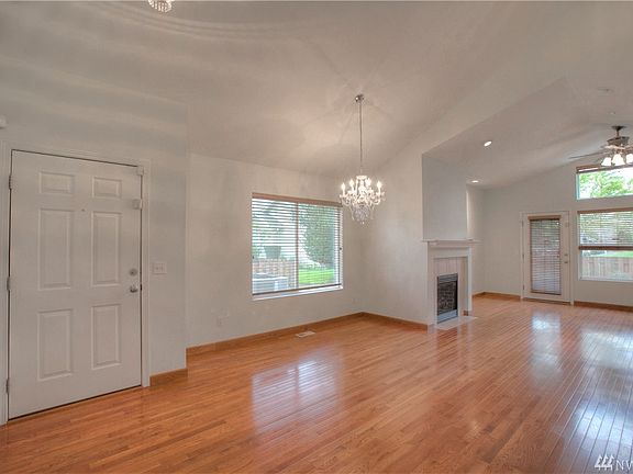 3rd image of 6123 Nathan Way SE Unit A