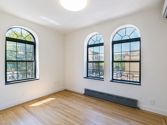 3rd image of 288 Ainslie St #3R