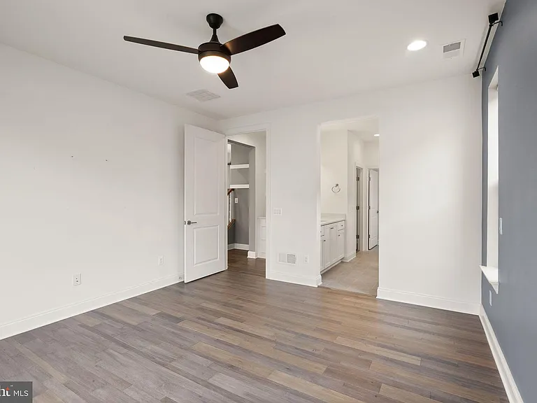 121 Cowbird St — Photo 28