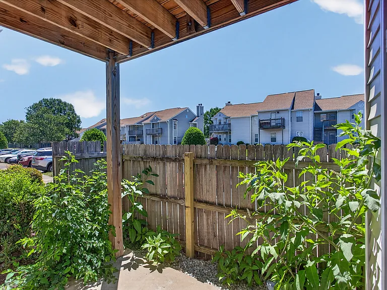 3528 Dublin Ct — Photo 20
