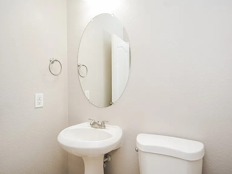 5119 Silent Valley Ave — Photo 15
