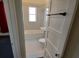 10 Chesapeake St APT 5, Lyndora, PA 16045