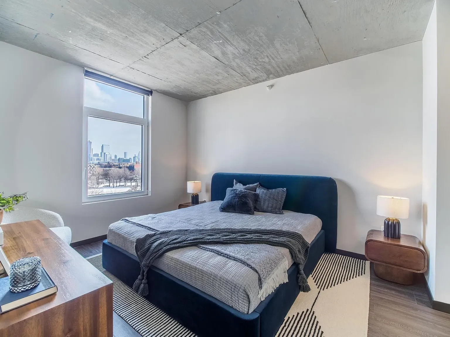 1 bed, 671 sqft, $3,060 — Photo 3