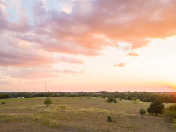 8525 Fm 2754, Brenham, TX 77833