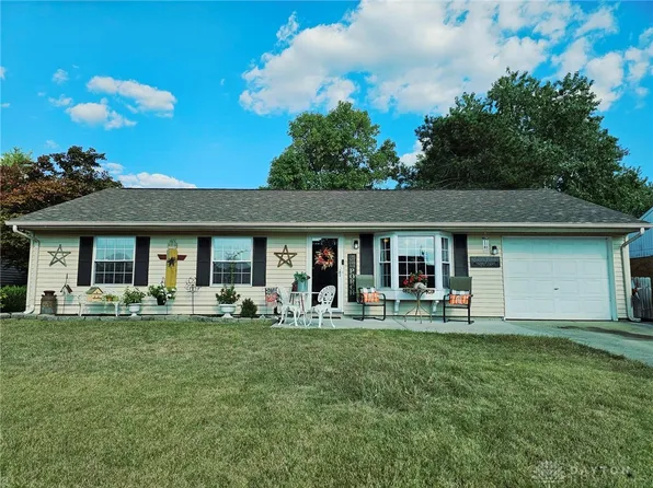 229 Mark Ct, Germantown, OH 45327