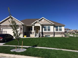1429 S Mountain Ridge Dr, Saratoga Springs, UT 84045