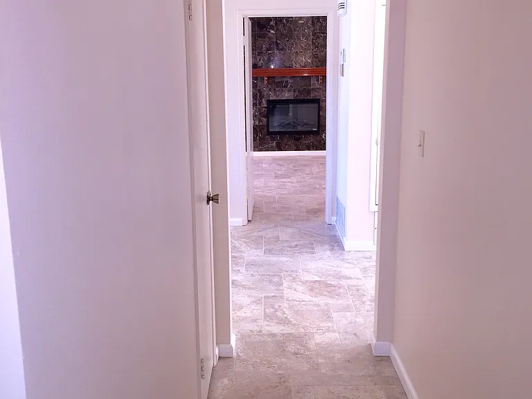 425 Peg St — Photo 13