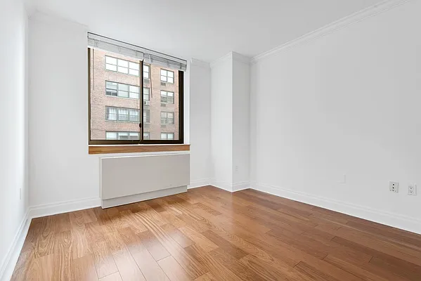 Rented by Compass | media 47