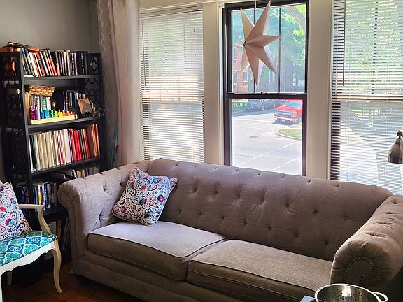 3rd image of 3602-10 N Seeley Ave #2