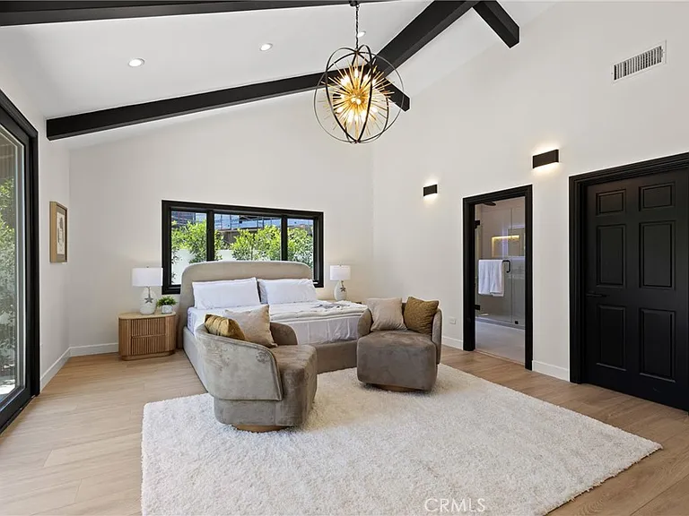 6016 N Woodlake Ave — Photo 14