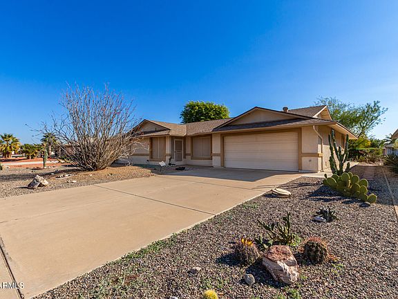 3rd image of 12515 W SKYLARK Drive
