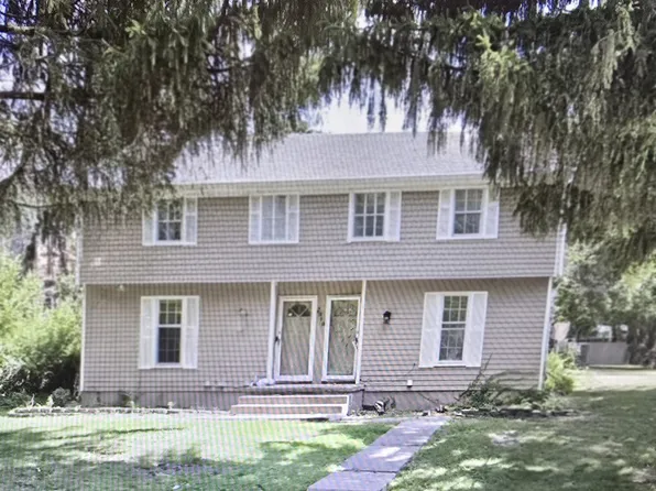 2619 30th St APT B, Des Moines, IA 50310