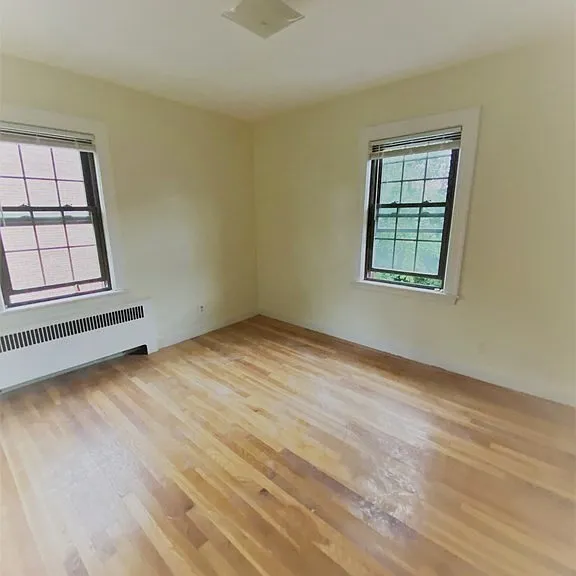5 Common St #2R — Photo 6