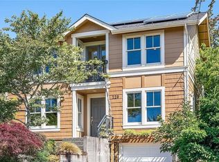 220 6th Ave, Kirkland, WA 98033