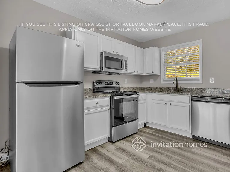 5230 Alexander St — Photo 14