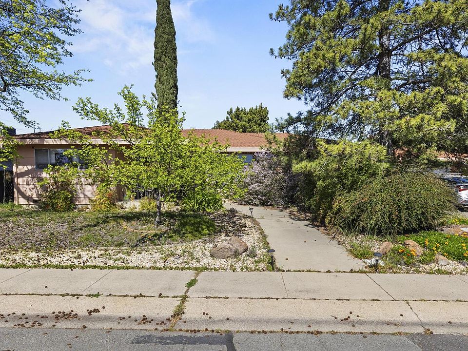 1st image of 1581 Valley View Dr