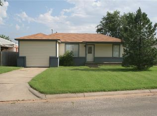 1039 E Cherry St, Altus, OK 73521