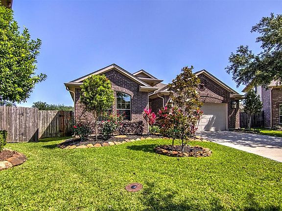 3rd image of 4486 Gerona St