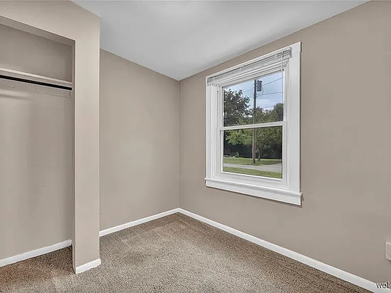 5587 Chagrin Dr #1 — Photo 1