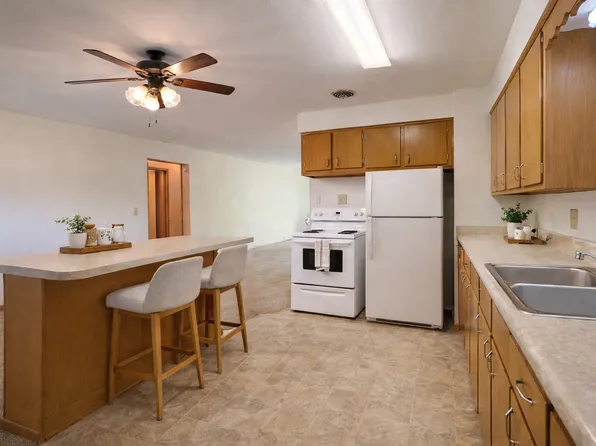 2413 Fremont Ave #3, Madison, WI 53704