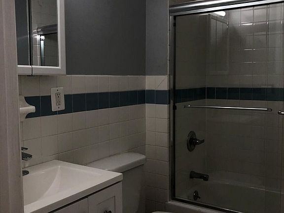 5th image of 1192 Jefferson Ave #1