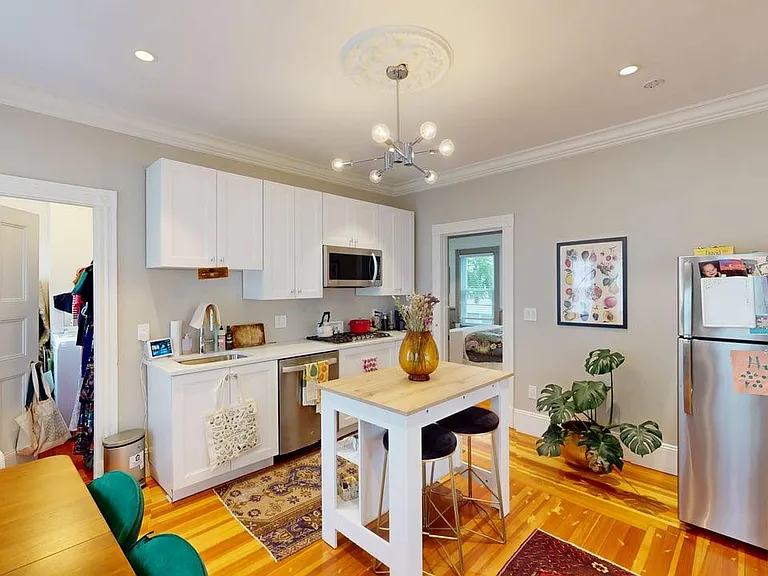 8 Walter St #1 — Photo 5