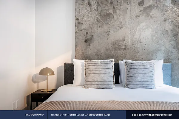 Rented by The Blueground | media 9