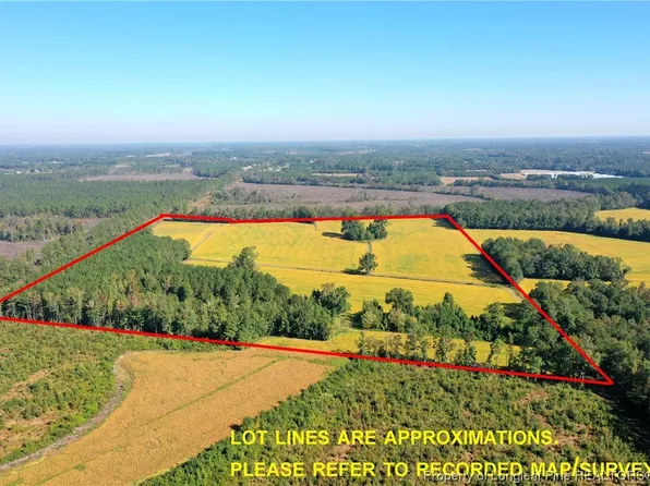 681 Howell Rd, Saint Pauls, NC 28384