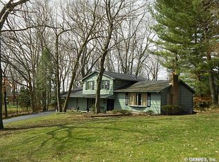 163 Stony Point Trl, Webster, NY 14580