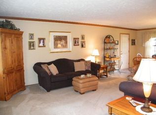 391 Clay St, Geneva, OH 44041