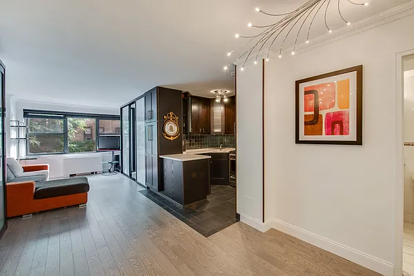 Sold by Sotheby's International Realty | media 1