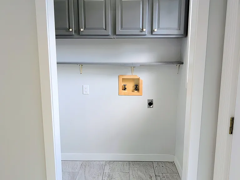 130 Hillside Dr — Photo 13