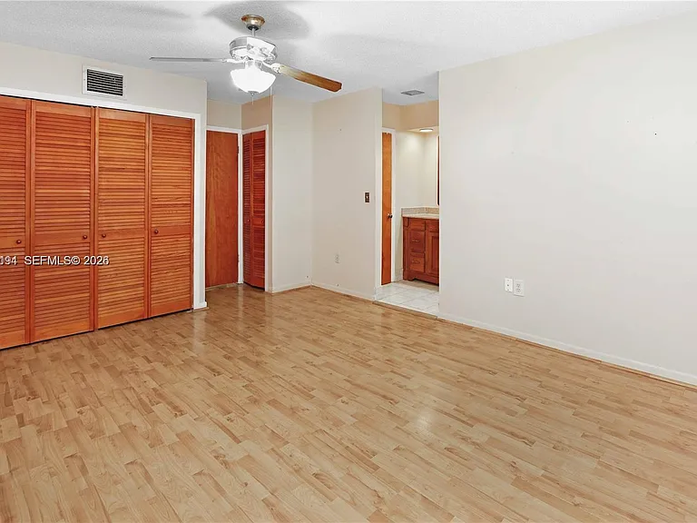 2500 SW 113th Ct — Photo 8