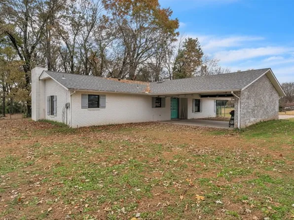 11957 Clyde Carnes Rd, Farmington, AR 72730
