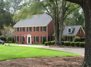 2009 Fox Fire Rd, Anderson, SC 29621