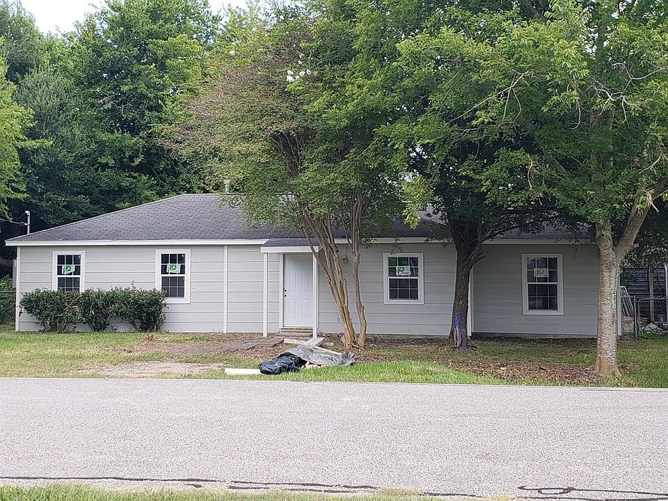 2nd image of 9601 Belfast Rd