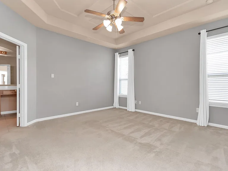 6630 Larocke Trl — Photo 29
