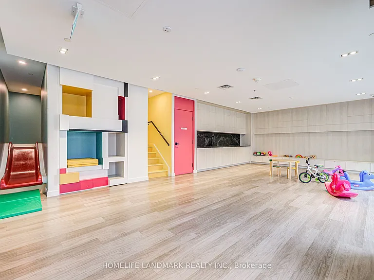 4065 Confederation Pkwy #3901 — Photo 37