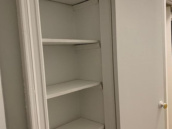 4th image of 2589 Sedgwick Ave Floor 1