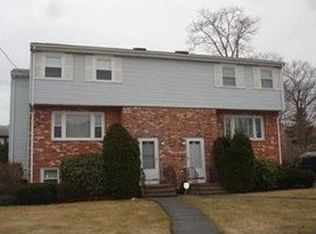 2 Fred Dolan Cir, Randolph, MA 02368