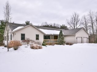 1302 Warner St, Whitehall, MI 49461