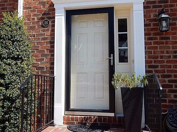2nd image of 3008 Hill St Unit 111