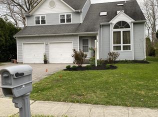 128 Liberty Bell Rd, Toms River, NJ 08755