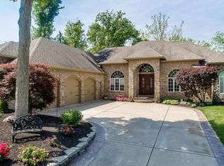 14555 Geist Ridge Dr, Fishers, IN 46040