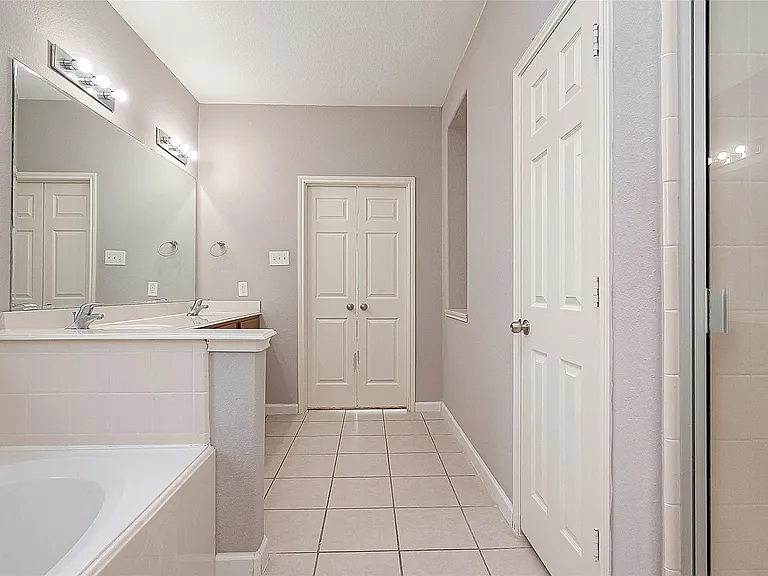 5203 Heatherdawn Ct — Photo 30