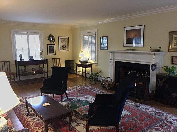 3rd image of 600 Stonewall St