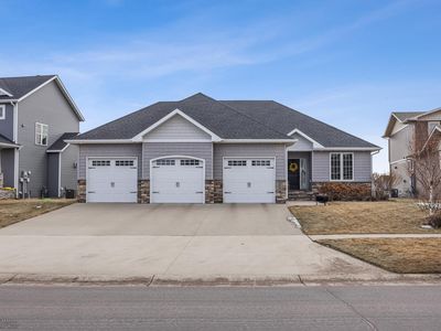 3654 54th St S, Fargo, ND, 58104